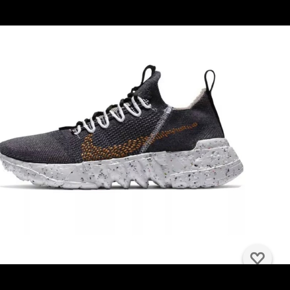 Nike Space Hippie 01 (black wheat) size 9.5 men’s